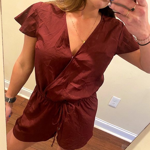 Atmosphere Short Sleeve V-Neck Romper Size 6 - Picture 6 of 13